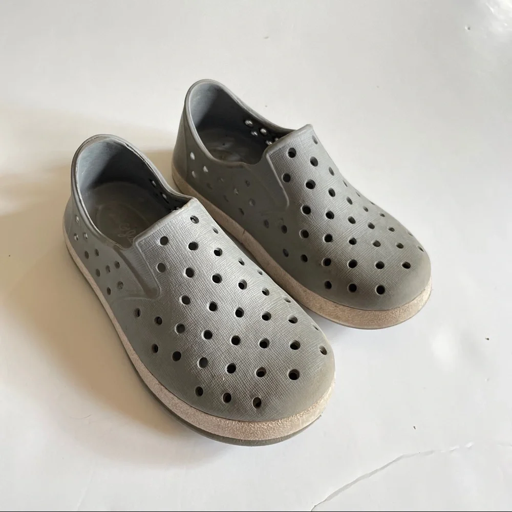 Cat & Jack Jese EVA Apparel Water Shoes